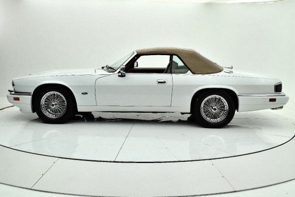 Used 1996 Jaguar XJS Convertible for sale Sold at F.C. Kerbeck Lamborghini Palmyra N.J. in Palmyra NJ 08065 3