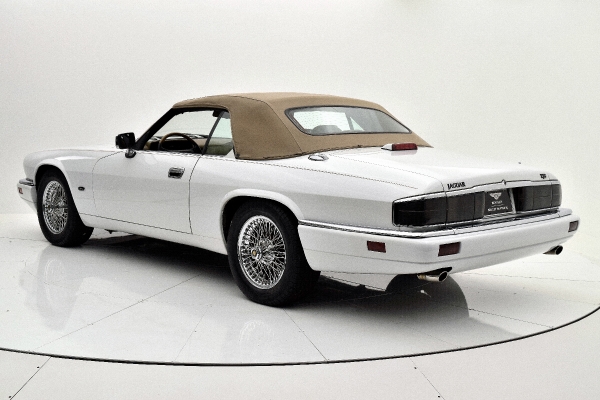 Used 1996 Jaguar XJS Convertible for sale Sold at F.C. Kerbeck Lamborghini Palmyra N.J. in Palmyra NJ 08065 4